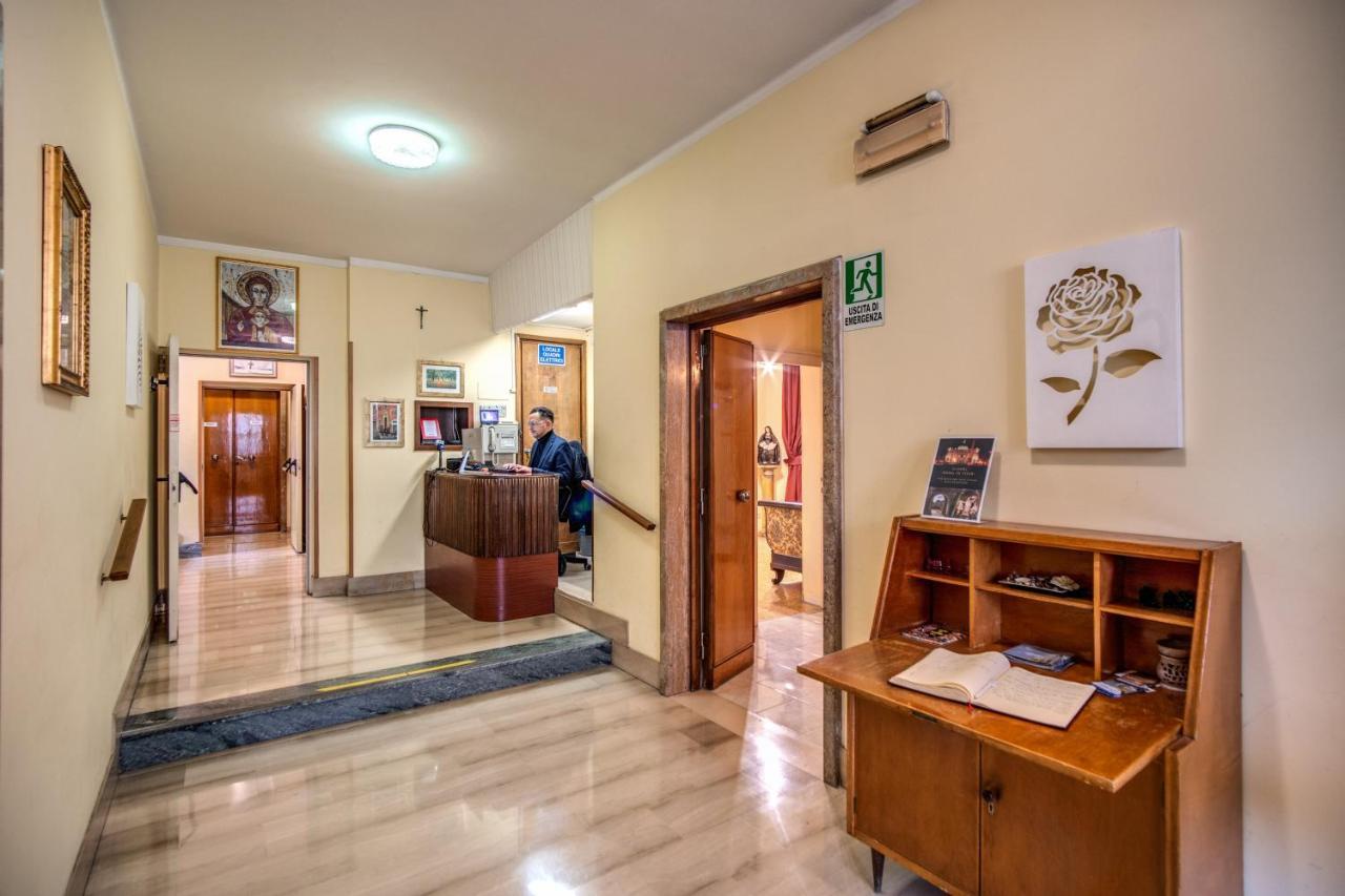 Casa Per Ferie Ravasco San Pietro Hotel Roma Exterior foto