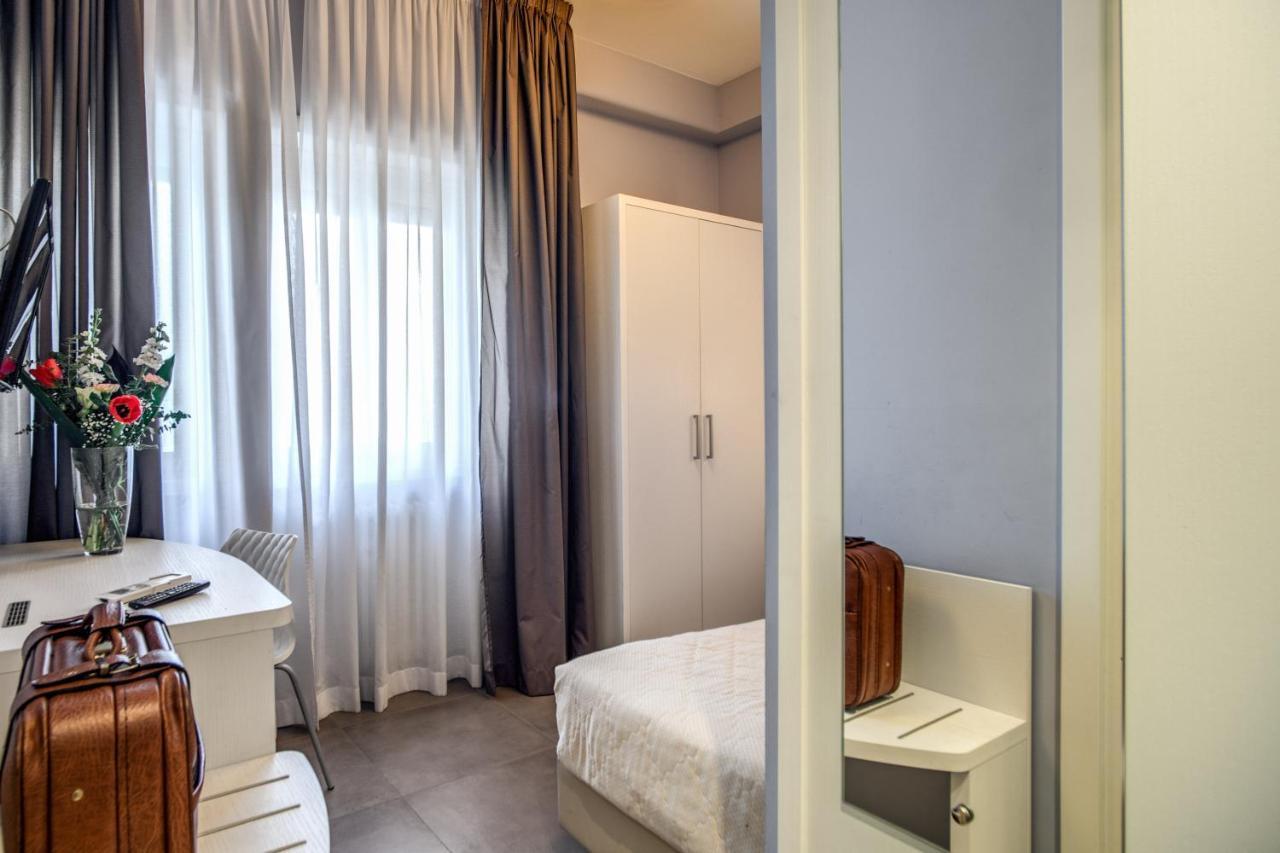 Casa Per Ferie Ravasco San Pietro Hotel Roma Exterior foto