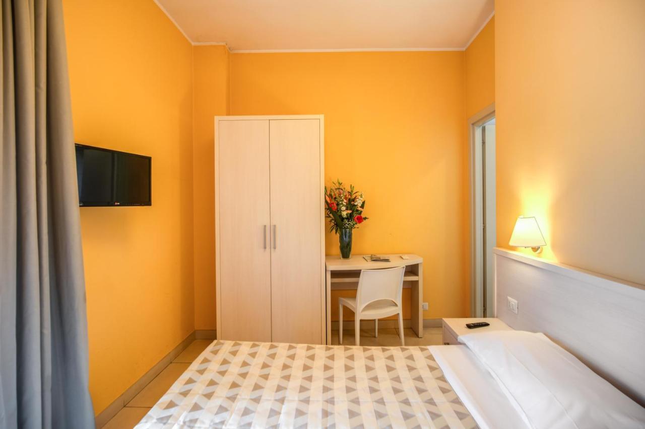 Casa Per Ferie Ravasco San Pietro Hotel Roma Exterior foto