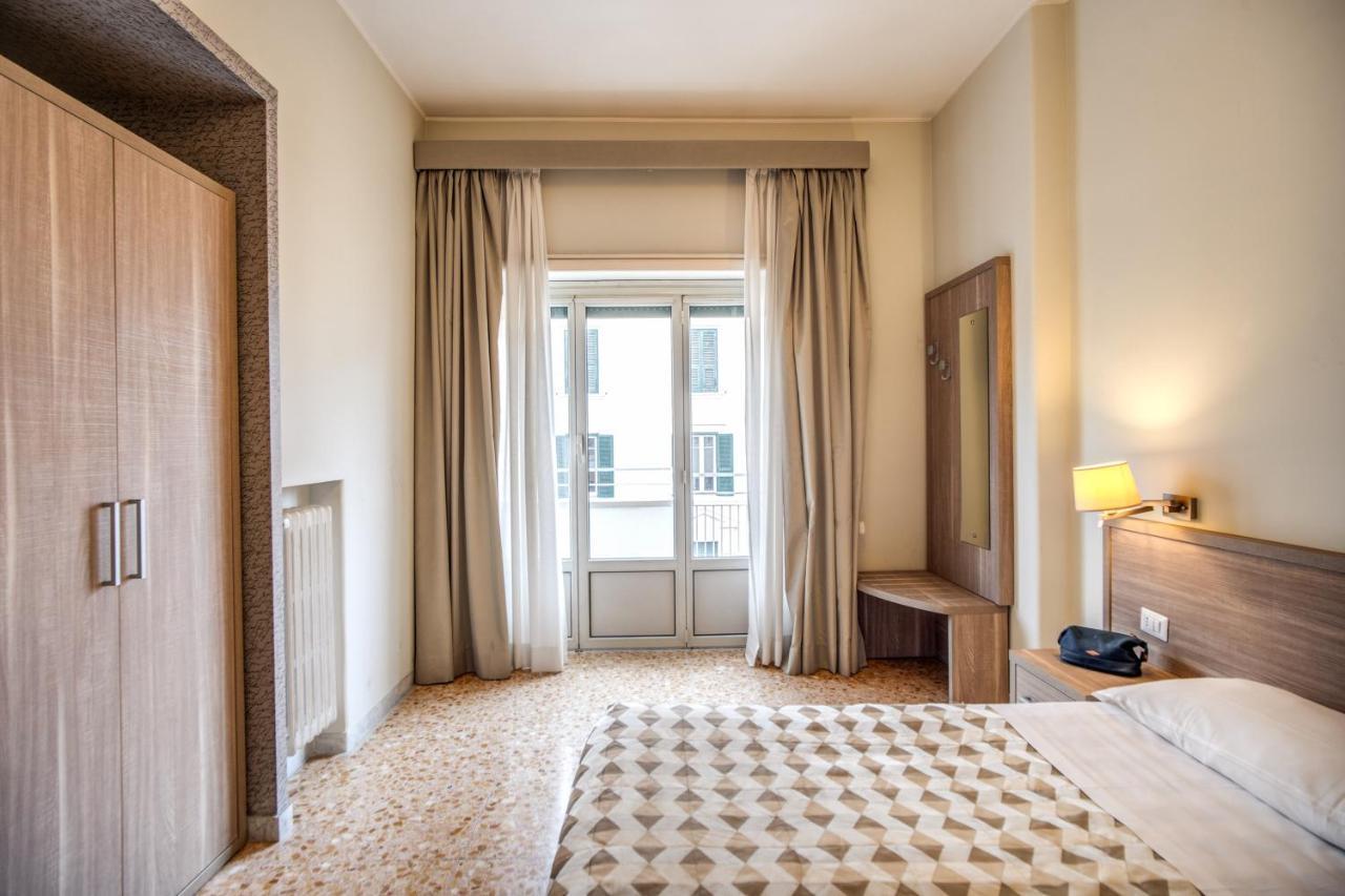 Casa Per Ferie Ravasco San Pietro Hotel Roma Exterior foto