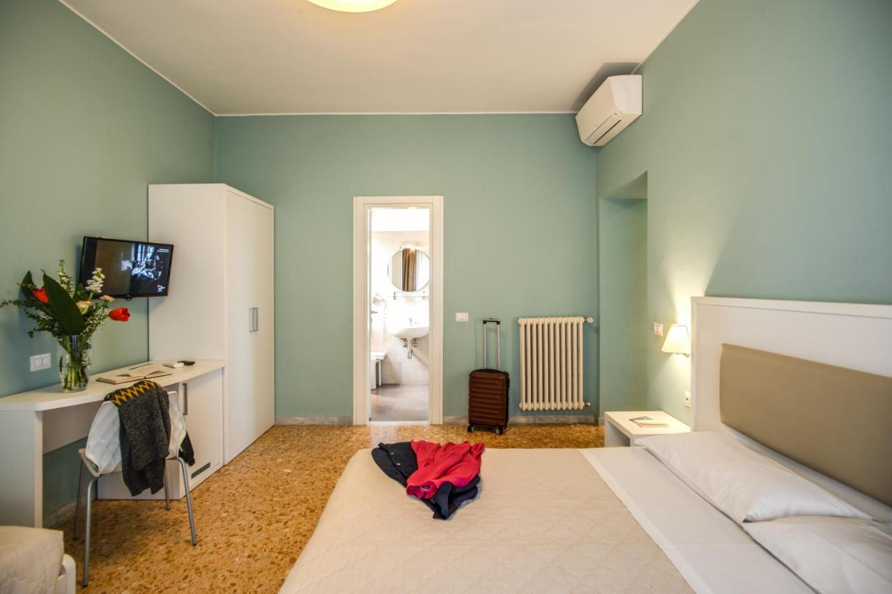 Casa Per Ferie Ravasco San Pietro Hotel Roma Exterior foto