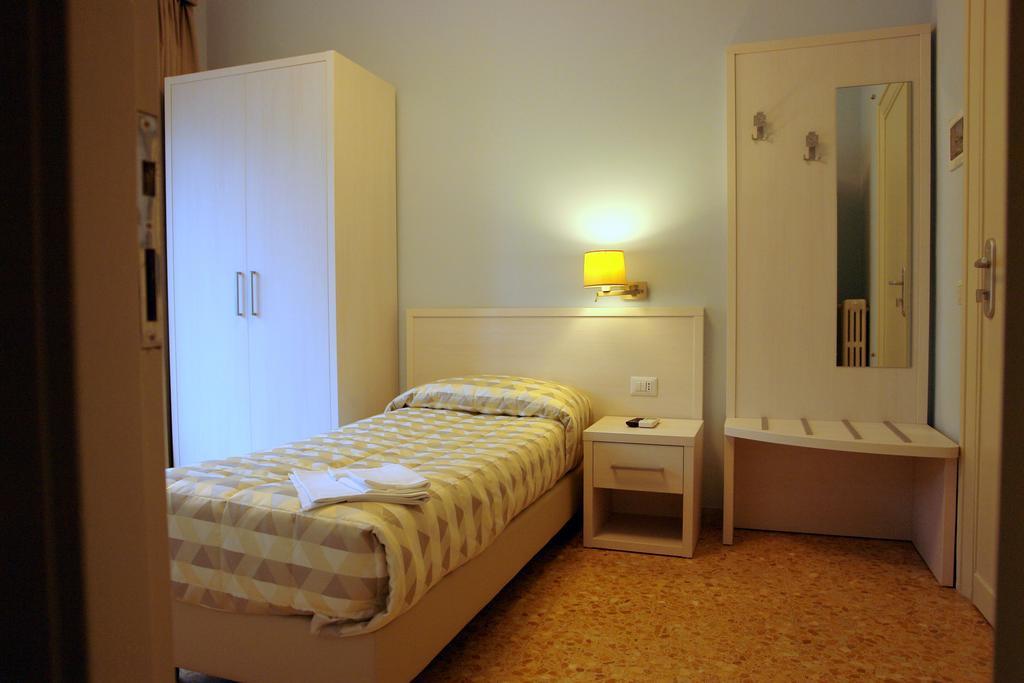 Casa Per Ferie Ravasco San Pietro Hotel Roma Exterior foto