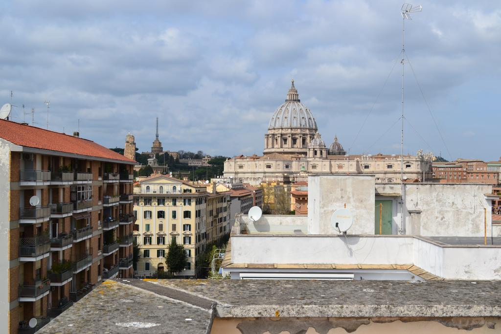 Casa Per Ferie Ravasco San Pietro Hotel Roma Exterior foto